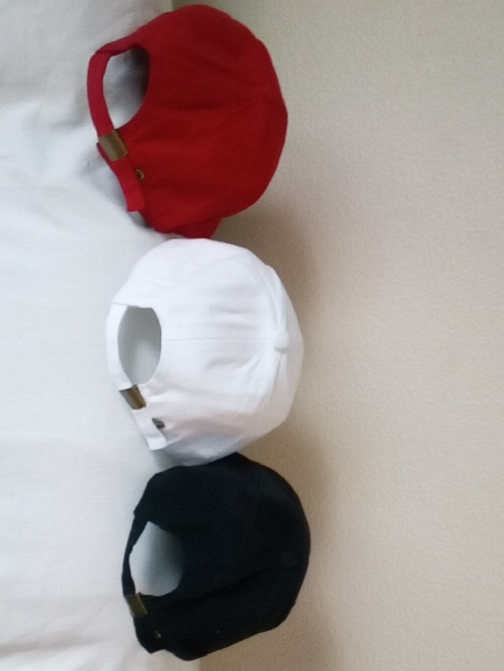 NWT Set of 3 Solid Color Baseball Caps - Red, White, Black - Picture 2 of 2
